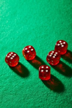 Live roulette table with professional croupier and real wheel on sisil4d slot